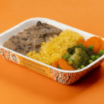Filé Mignon em tiras com molho de shimeji, arroz jasmine e legumes 400g