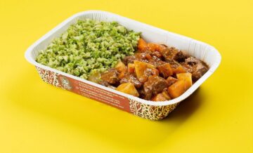 Picadinho de carne com cenoura e batata com falso arroz de brócolis 400g