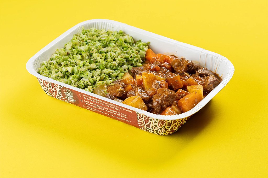 Picadinho de carne com cenoura e batata com falso arroz de brócolis 400g