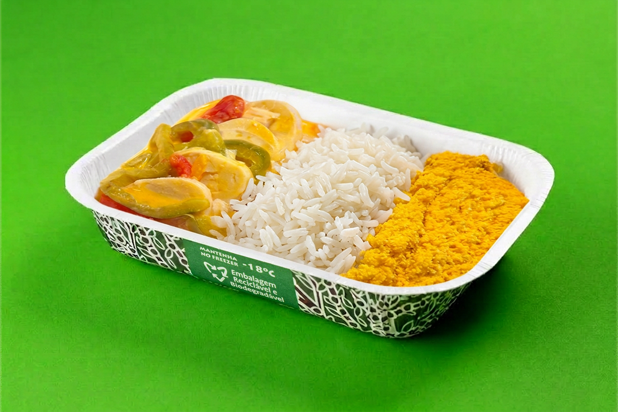 Moqueca de palmito com arroz branco e farofa de dendê 400g